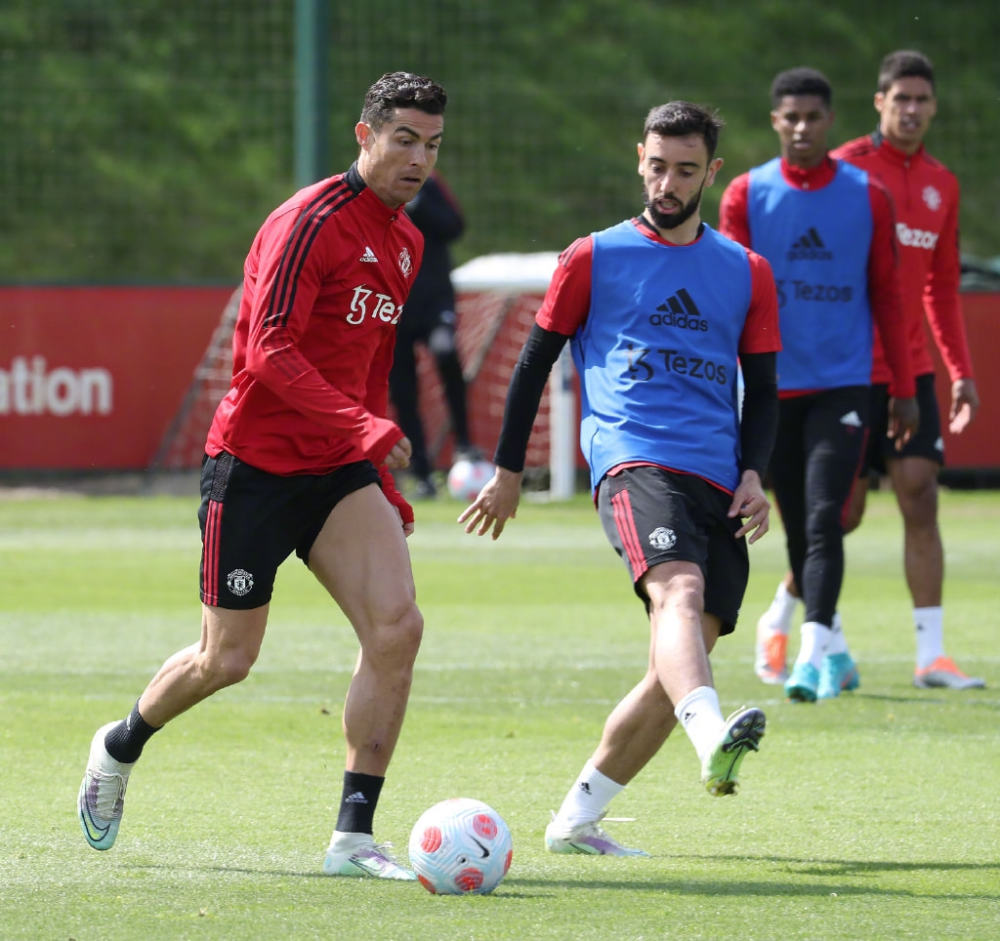 勇士即将迎来后场老将加盟，但后场人员过剩引发担忧